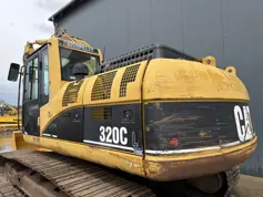Caterpillar-320C L-2004-212182