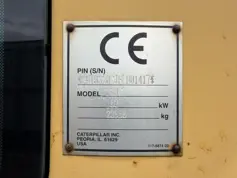 Caterpillar-320C L-2004-212182