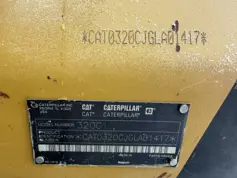 Caterpillar-320C L-2004-212182