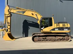 Caterpillar-320C L-2005-205714