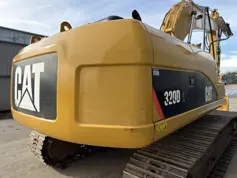Caterpillar-320D L-2009-214782