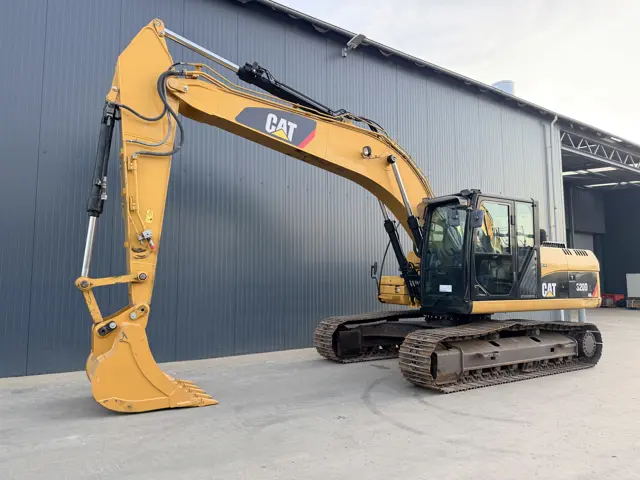 Caterpillar-320D L-2010-214109