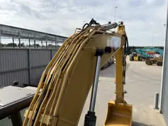 Caterpillar-320E L-2013-214351