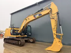 Caterpillar-320E L-2015-210734