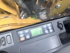 Caterpillar-320E L-2015-210734
