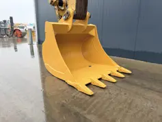 Caterpillar-320E L-2015-210734