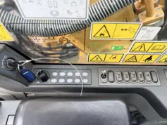 Caterpillar-320E L-2015-212477