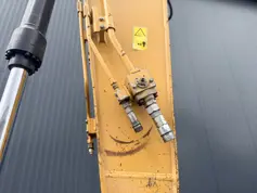 Caterpillar-320E L-2015-212477