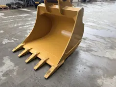 Caterpillar-320E L-2015-212477