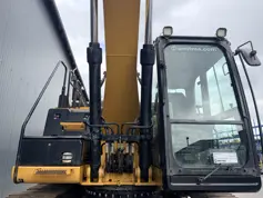 Caterpillar-320E L-2015-212477