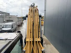 Caterpillar-320E L-2015-212477