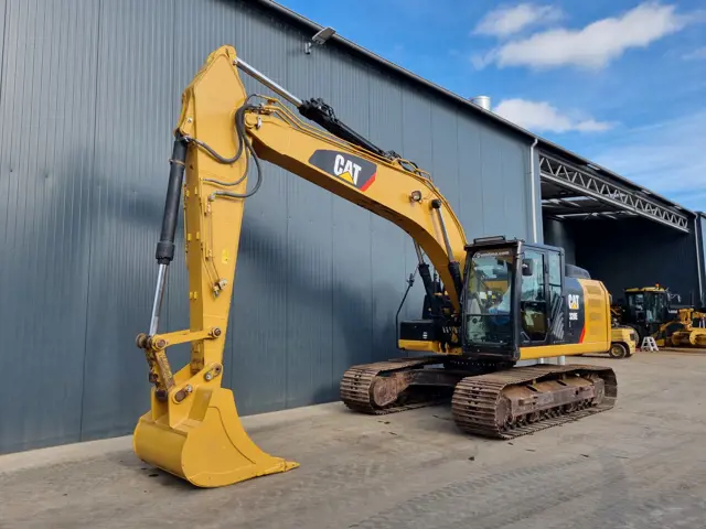 Caterpillar-320E-2012-190020
