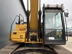 Caterpillar-320FL VA-2016-210297