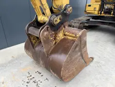 Caterpillar-320FL VA-2016-210297