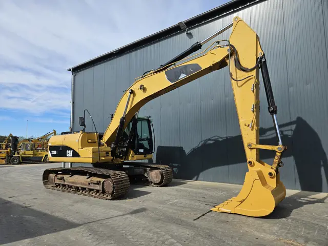 Caterpillar-323D L-2008-187564