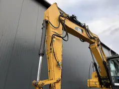 Caterpillar-323D L-2010-209963