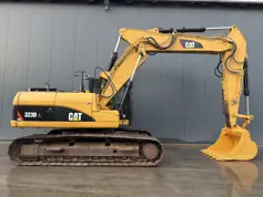 Caterpillar-323D L-2010-209963