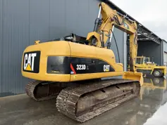 Caterpillar-323D L-2010-209963
