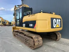 Caterpillar-323D L-2011-206075