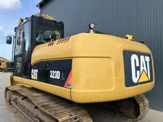 Caterpillar-323D L-2011-206075