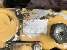 Caterpillar-323D L-2011-206075