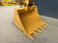 Caterpillar-323D L-2011-211219