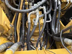 Caterpillar-323D L-2011-211219