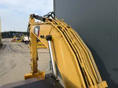 Caterpillar-323D L-2011-211219