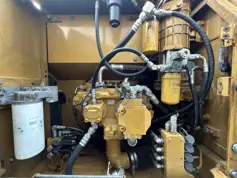 Caterpillar-323D L-2011-211219