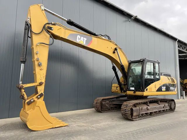 Caterpillar-323D LN-2007-208752