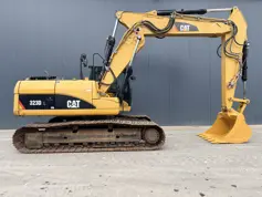 Caterpillar-323DL VA-2009-211967