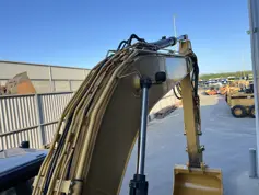 Caterpillar-323E L-2013-207424