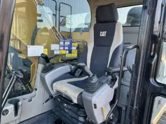 Caterpillar-323E L-2013-207424