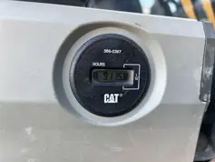 Caterpillar-323E L-2013-207424