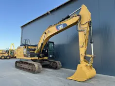 Caterpillar-323E L-2013-207424