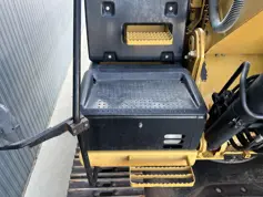 Caterpillar-323E L-2013-207424