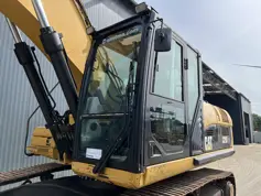 Caterpillar-329D LN-2011-206740