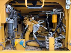 Caterpillar-329E L - NEW CHAINS AND TRACKS-2011-210590