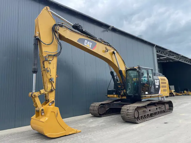 Caterpillar-329E L-2012-207835