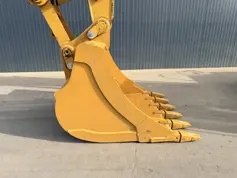 Caterpillar-330 07B-2020-211595