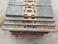 Caterpillar-330C / 330D / 336D / 336E / 336F - 850 mm shoes Triple Grouser-909064