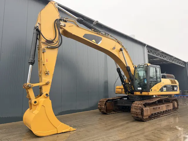 Caterpillar-330D L-2007-209663