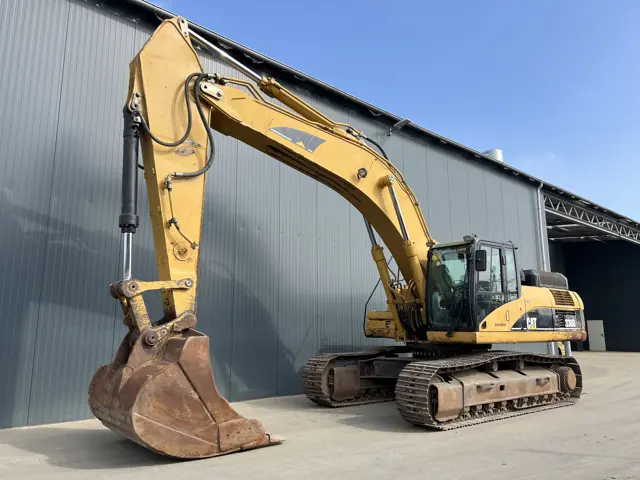 Caterpillar-330D-2006-206309
