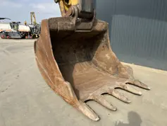 Caterpillar-330D-2006-206309
