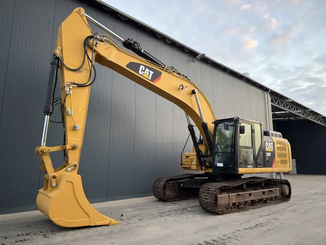 Caterpillar-330F LN-2016-214274