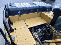 Caterpillar-330F LN-2016-214274