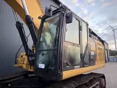 Caterpillar-330F LN-2016-214274