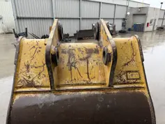 Caterpillar-349 /352 UB-908035