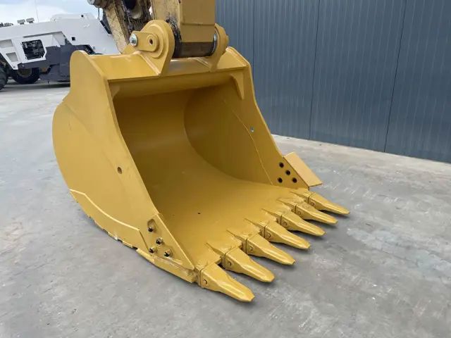 Caterpillar-350 TB-2025-906730