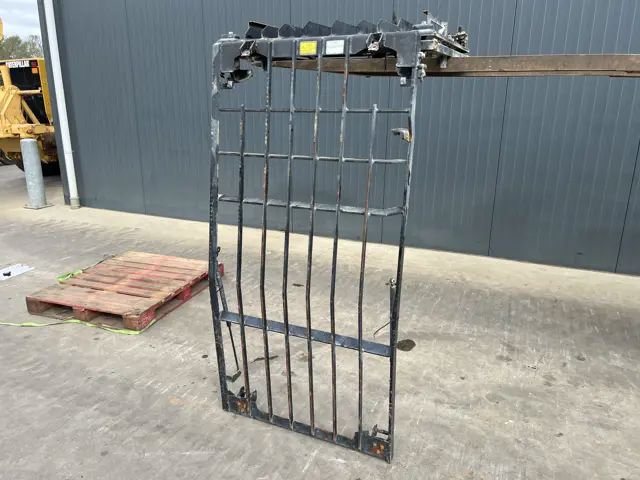 Caterpillar-313E / M315F / 320F / 323E / 325F / 329E / 330F / 336E / 349E / 374E / 390F Guard-2013-907807